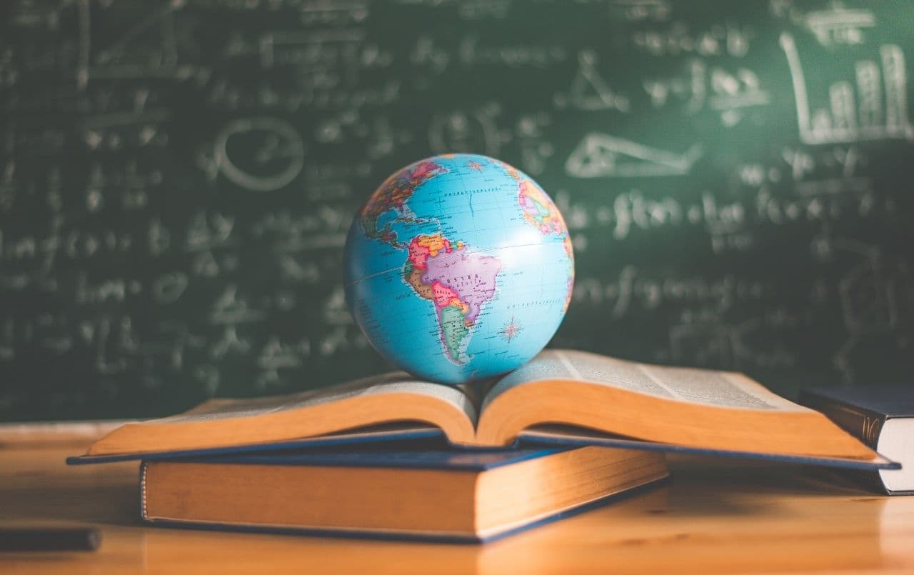 Como escolher o melhor local para o intercâmbio do seu filho?